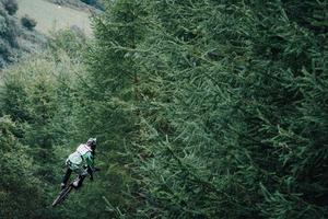 Top 10 Dumbest Survivor Moves